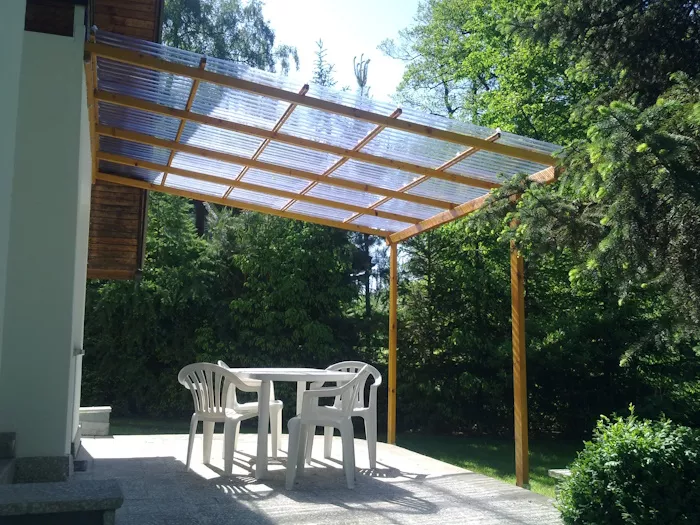 Płyta PVC 90 x 200 cm trapez bezbarwna