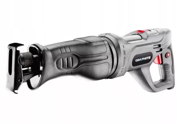 Piła szablasta 900W 58G971 Graphite