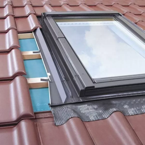 Kołnierz okna dachowego Fakro EHV-AT  78x140 Thermo 